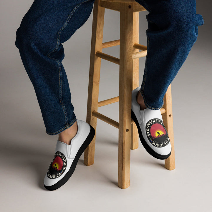 Men’s slip-on canvas shoes