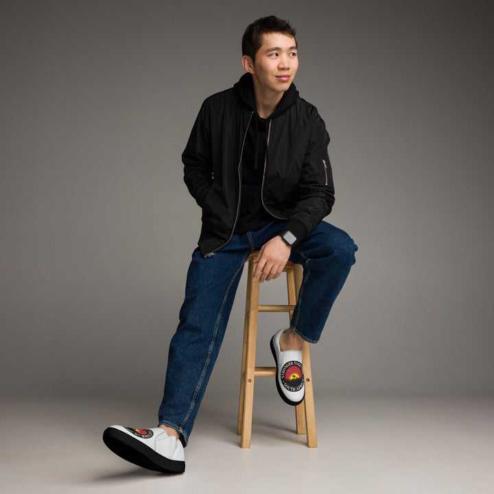 Men’s slip-on canvas shoes