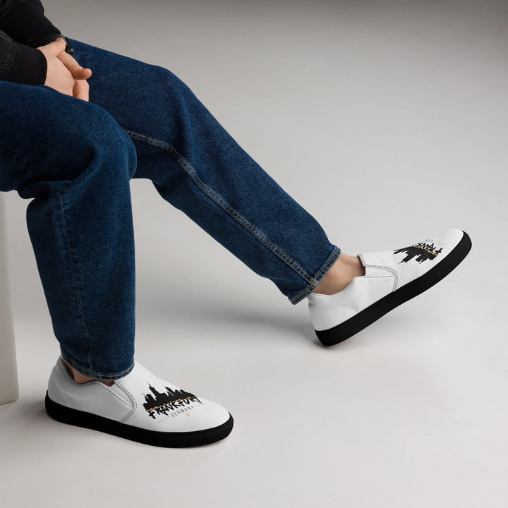 Men’s slip-on canvas shoes